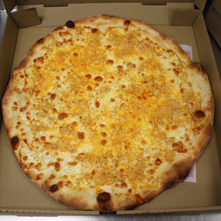 Buffalo Chicken Pizza Delight
