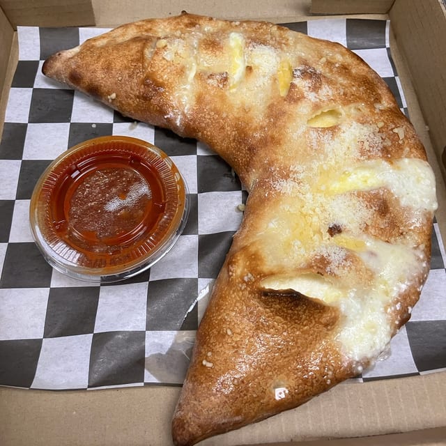 Four Cheese Calzone (Large).