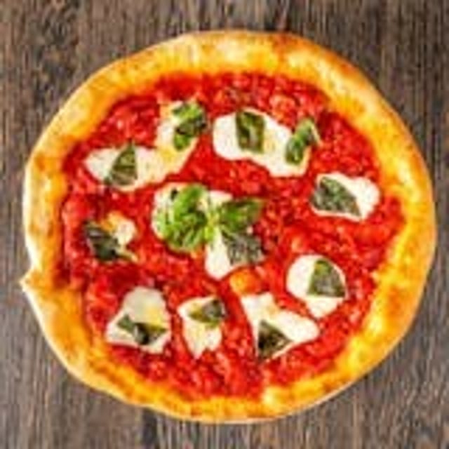 Margherita Pizza.